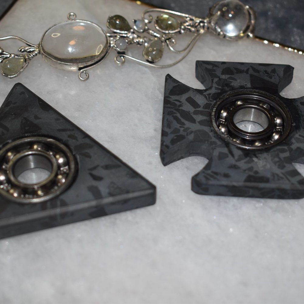 Matrix Shungite Fidget Spinner 400-600ctw Fidget Spinner